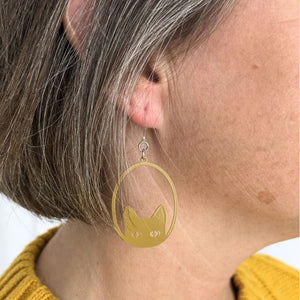 Peek-a-Boo Cat Dangles Hypoallergenic Earrings for Sensitive Ears with Plastic Posts
