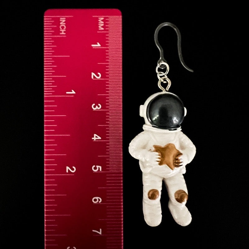 Exaggerated Astronaut Star Earrings (Dangles) - size